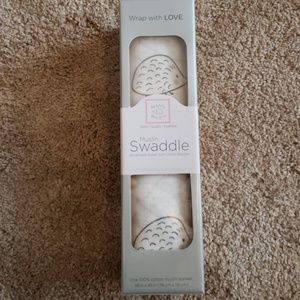 NIB muslin swaddle blanket